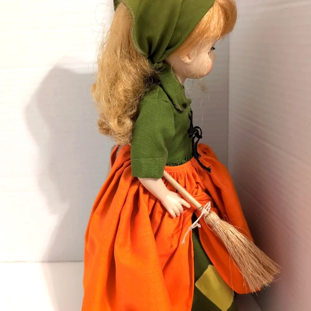 Madame‎ Alexander Vintage 